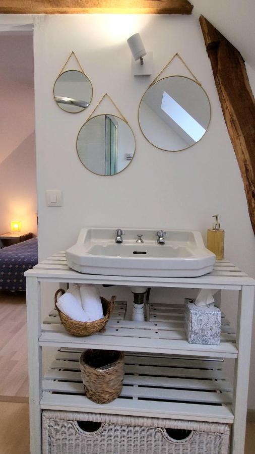 Le Petit Lavoir - Maison Cosy A Mayet ภายนอก รูปภาพ